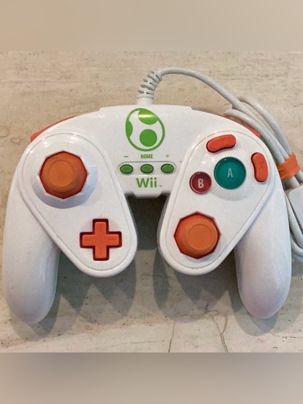 Yoshi Wired Fight Pad Controller Wii U & Wii